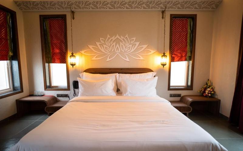 Gandharv Resorts Wai Kültér fotó