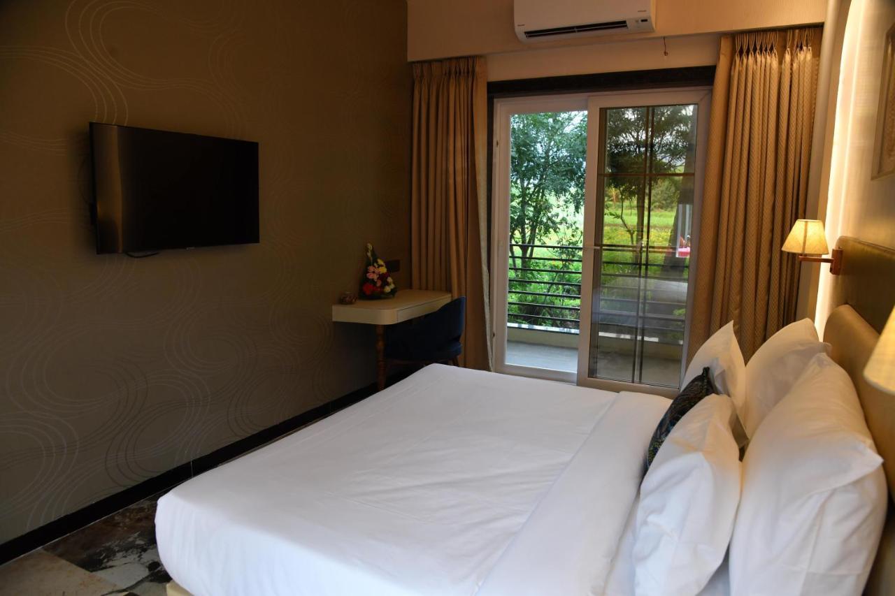 Gandharv Resorts Wai Kültér fotó